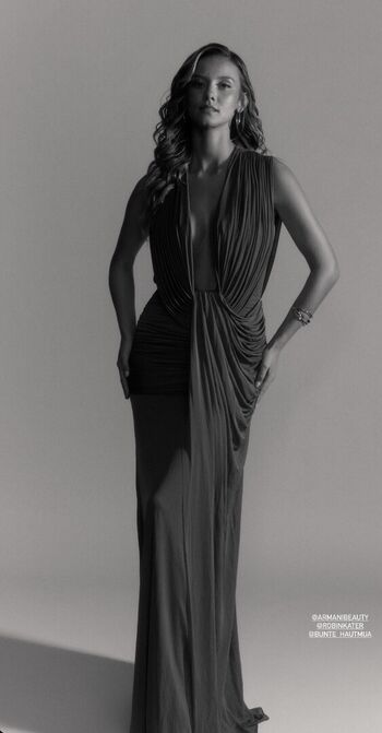 🔥 Nicola cavanis page leaked private photo uncensored full