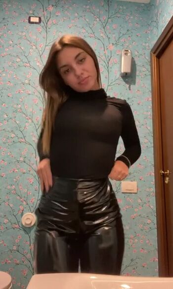 🔥 Novinhas peitudas  page leaked private photo uncensored full