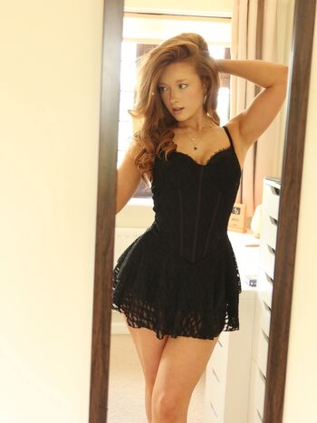 🔥 Pheobeisginger page leaked private photo uncensored full