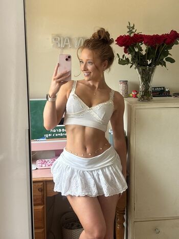 🔥 Pheobeisginger page leaked private photo uncensored full