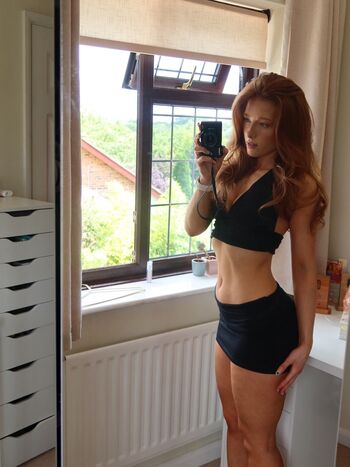 🔥 Pheobeisginger leaked private photo uncensored full