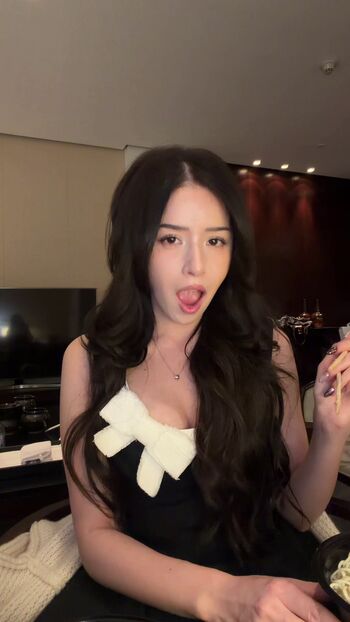 🔥 Pokimane  page leaked private photo uncensored full