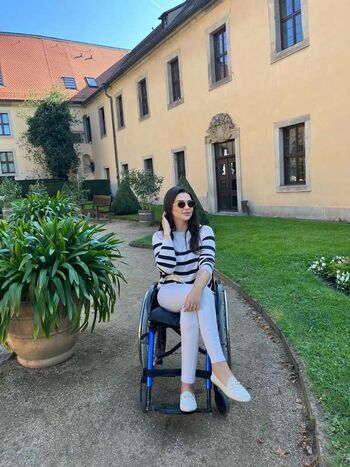 🔥 Pretty wheelchair girl leaked private photo uncensored full