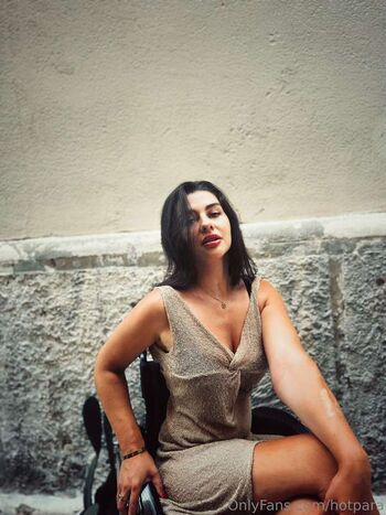 🔥 Pretty wheelchair girl leaked private photo uncensored full