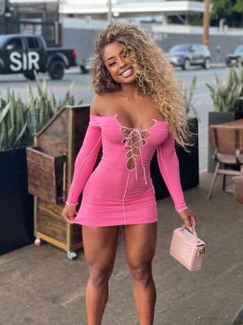 🔥 Qimmah russo  page leaked private photo uncensored full