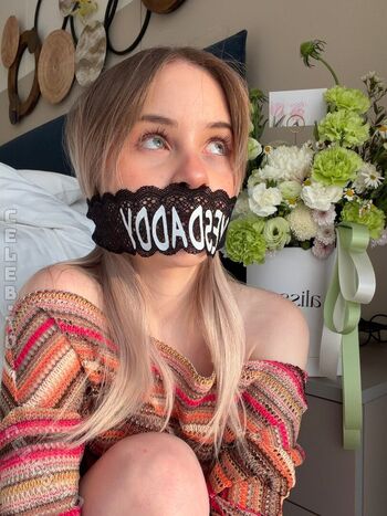 🔥 Raychel kiss leaked private photo uncensored full