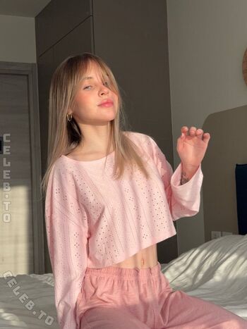 🔥 Raychel kiss leaked private photo uncensored full