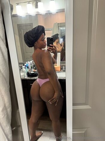 🔥 Realkeylamarie  page leaked private photo uncensored full
