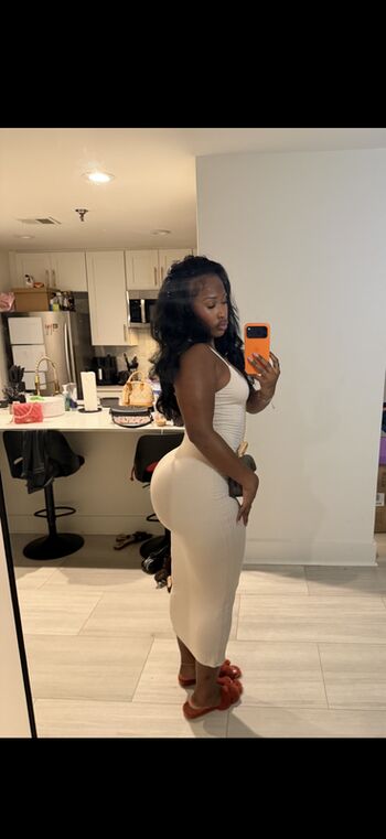 🔥 Realkeylamarie  page leaked private photo uncensored full