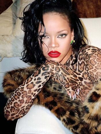 🔥 Rihanna  page leaked private photo uncensored full