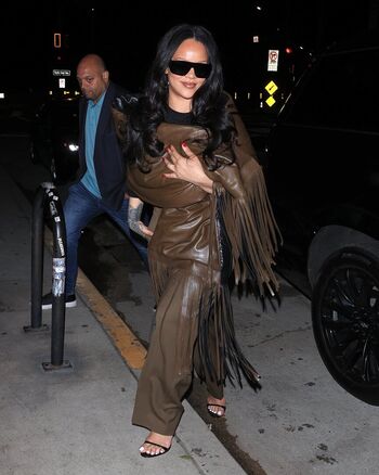 🔥 Rihanna  page leaked private photo uncensored full