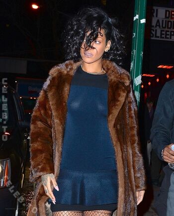 🔥 Rihanna  page leaked private photo uncensored full