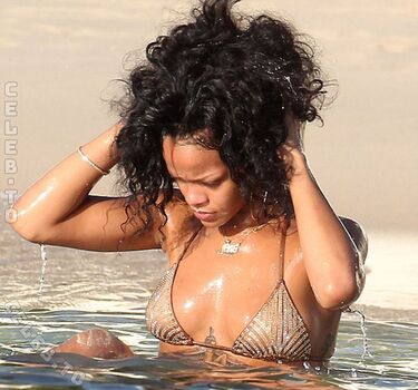 🔥 Rihanna leaked private photo uncensored full