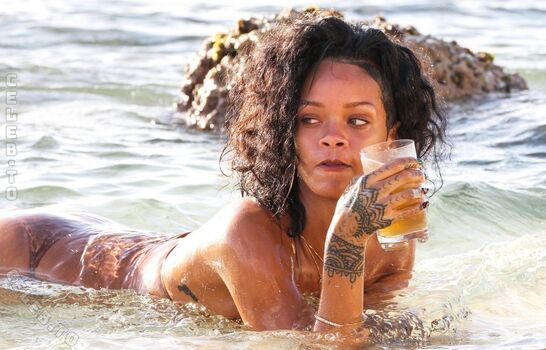 🔥 Rihanna leaked private photo uncensored full