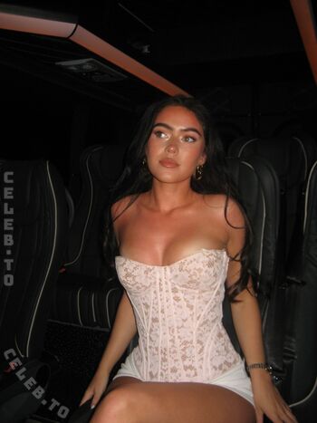 🔥 Roxanarosuu leaked private photo uncensored full