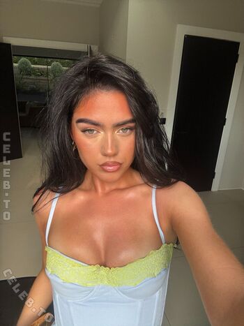 🔥 Roxanarosuu leaked private photo uncensored full