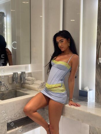 🔥 Roxanarosuu leaked private photo uncensored full