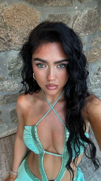 🔥 Roxanarosuu page leaked private photo uncensored full
