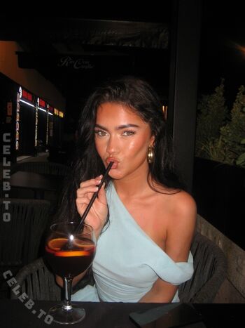 🔥 Roxanarosuu page leaked private photo uncensored full