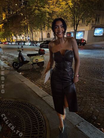 🔥 Roxanarosuu leaked private photo uncensored full