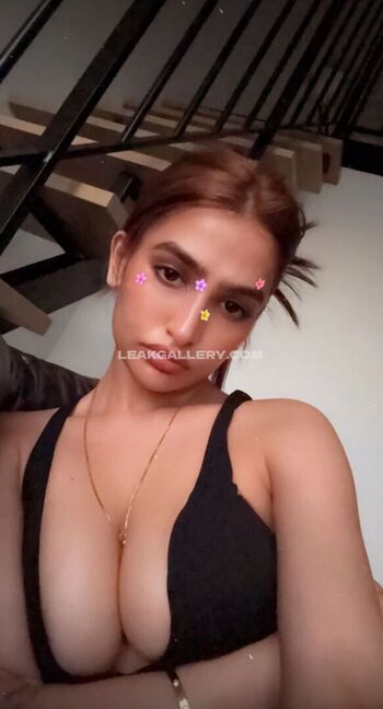 🔥 Sassy poona leaked private photo uncensored full