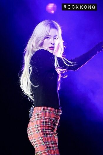 🔥 Seulgi leaked private photo uncensored full
