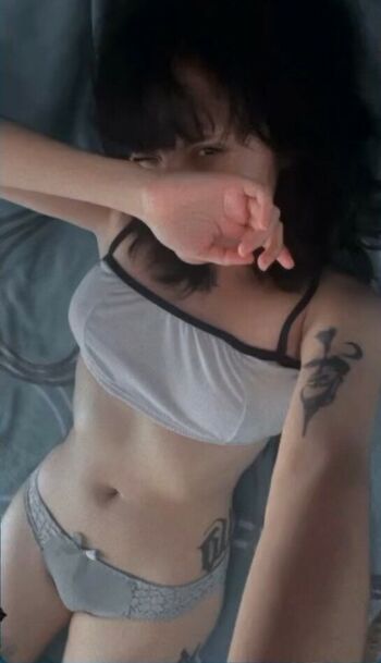 🔥 Show your girlfriend leaked private photo uncensored full