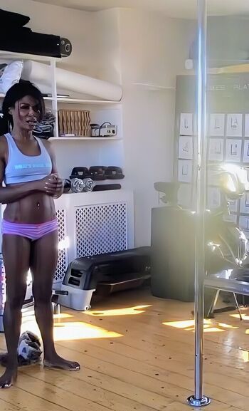 🔥 Sinitta leaked private photo uncensored full