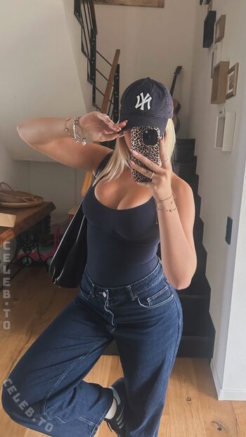 🔥 Sophiaaperlaa leaked private photo uncensored full