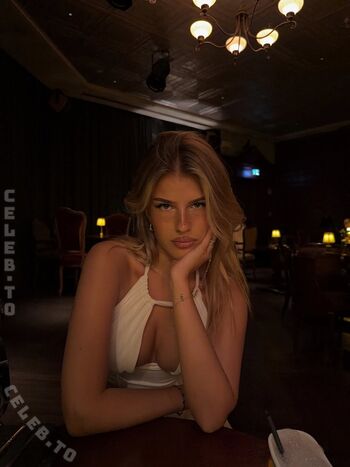 🔥 Sophie schnur leaked private photo uncensored full