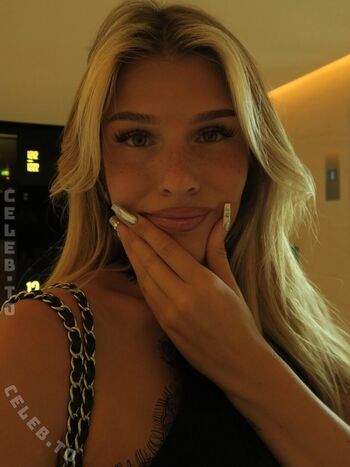 🔥 Sophie schnur leaked private photo uncensored full