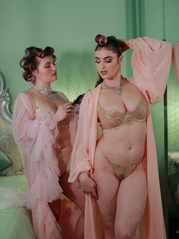 🔥 Stefania ferrario  page leaked private photo uncensored full