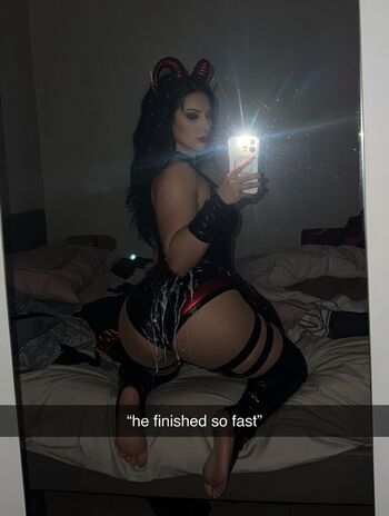 🔥 Stephanie vaquer page leaked private photo uncensored full