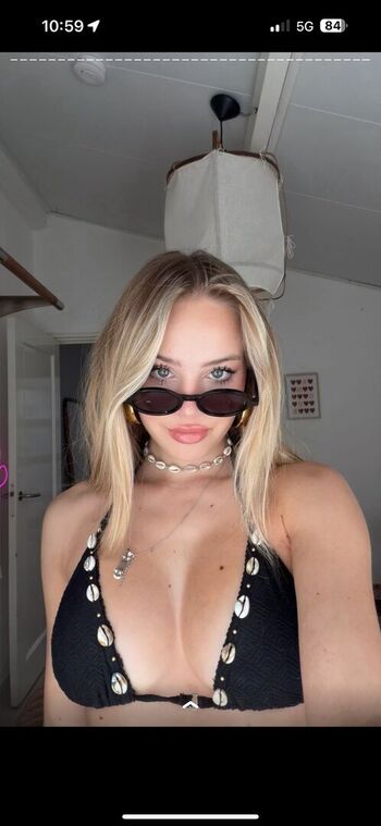 🔥 Sterre meijer  page leaked private photo uncensored full