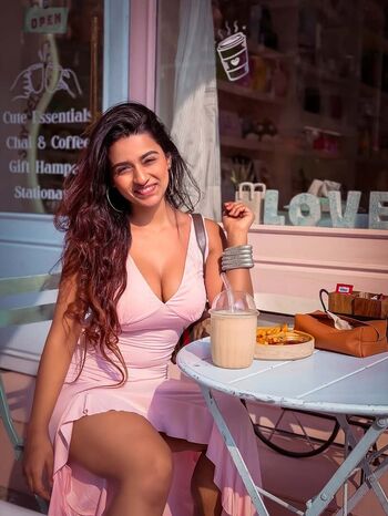 🔥 Suhana khan page leaked private photo uncensored full