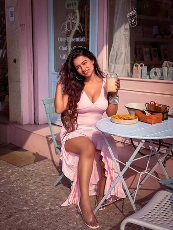 🔥 Suhana khan page leaked private photo uncensored full