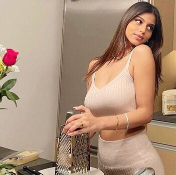 🔥 Suhana khan page leaked private photo uncensored full