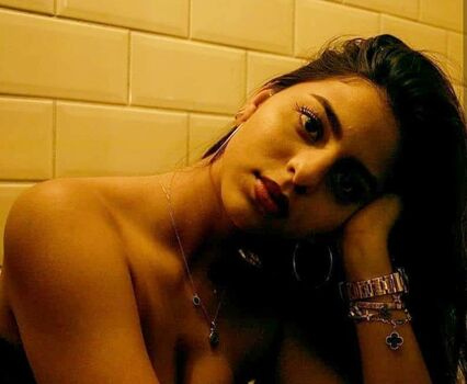 🔥 Suhana khan page leaked private photo uncensored full