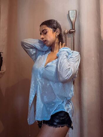 🔥 Suhana khan page leaked private photo uncensored full