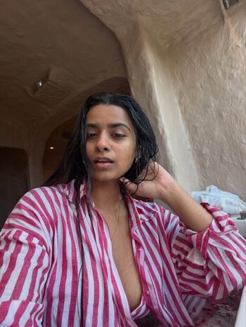 🔥 Suhana khan leaked private photo uncensored full