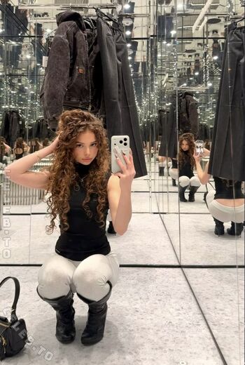 🔥 Sunday kalogeras page leaked private photo uncensored full