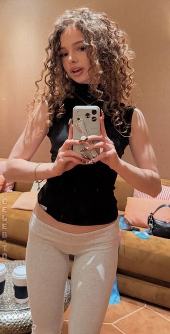 🔥 Sunday kalogeras page leaked private photo uncensored full