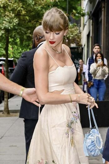 🔥 Taylor swift  page leaked private photo uncensored full