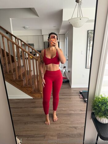 🔥 Therealcristinaa leaked private photo uncensored full