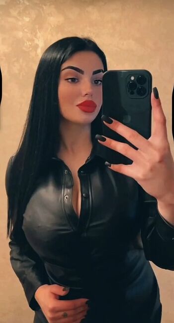 🔥 Ukrainian girls leaked private photo uncensored full