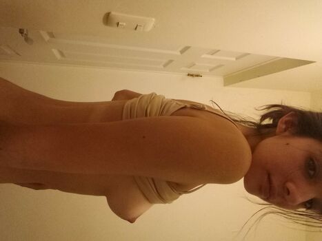 🔥 Valecast page leaked private photo uncensored full