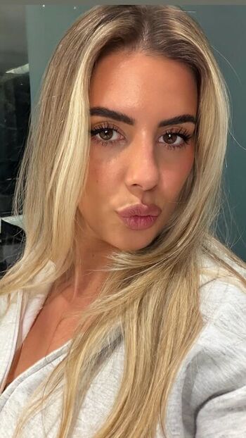 🔥 Valentina di rocco  page leaked private photo uncensored full