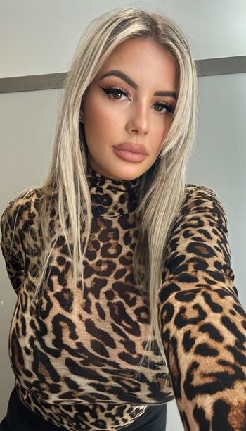 🔥 Valentina di rocco  page leaked private photo uncensored full