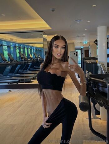 🔥 Valentina melis leaked private photo uncensored full