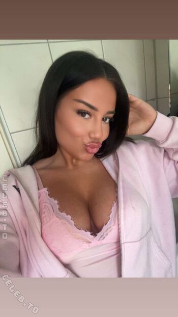 🔥 Valonaash page leaked private photo uncensored full